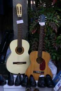 Used Acoustic Guitar